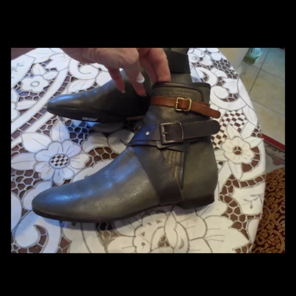 Chloe Gray Leather Ankle Boots Size 40 - Picture 1 of 9